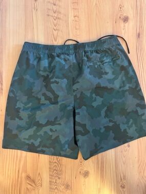 Chubbies Green Camo Lined 7” Shorts